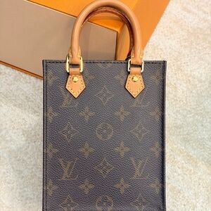 Louis Vuitton Monogram Vertical Tote - Dark Brown with Vachetta